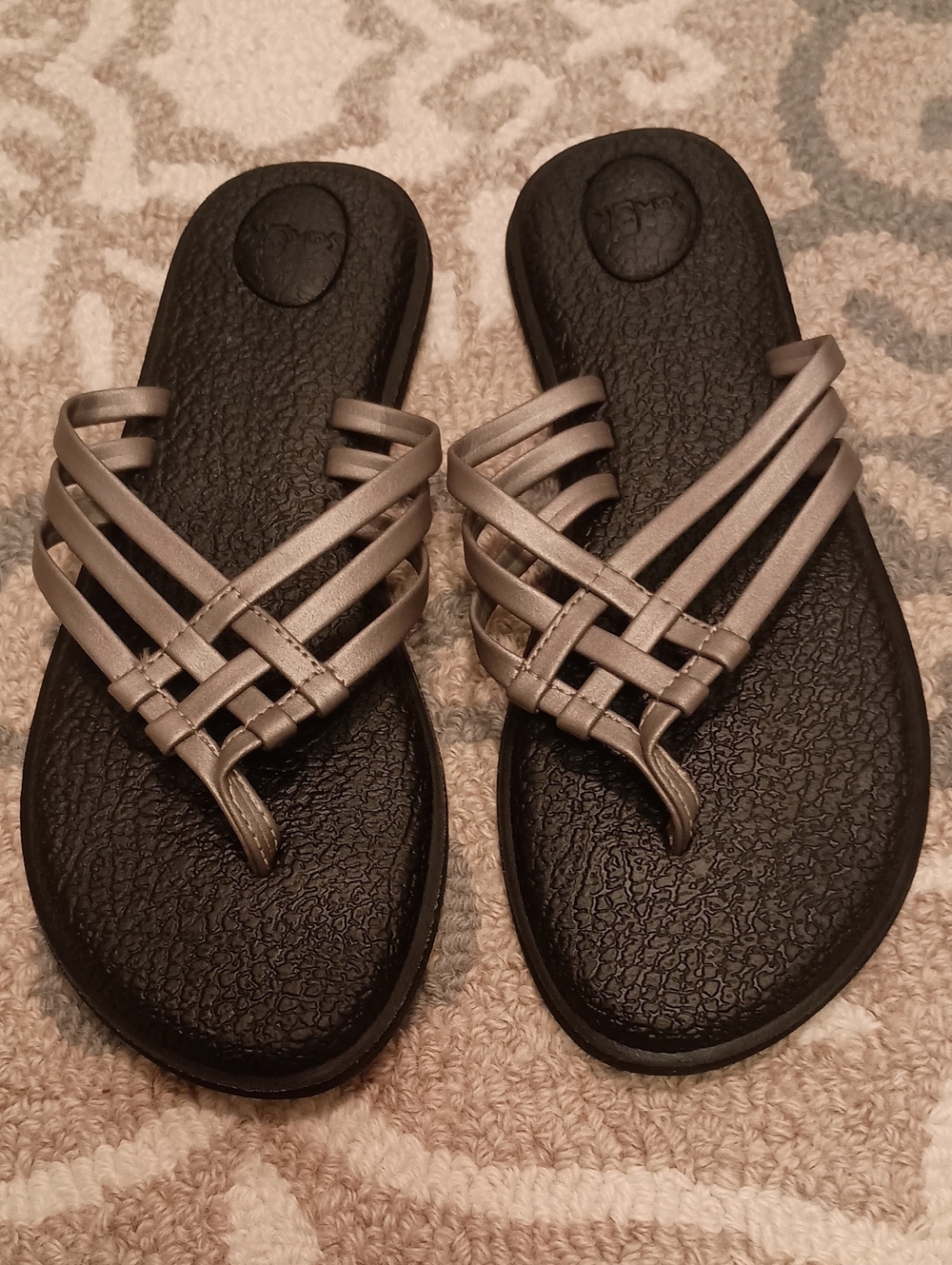 Sanuk Women's Metallic Pewter Strappy Toe-Post Yoga Sandals